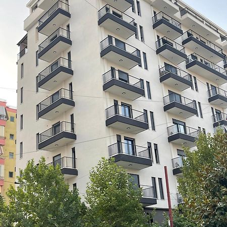 Modern Apartment In Central Vlore Bagian luar foto